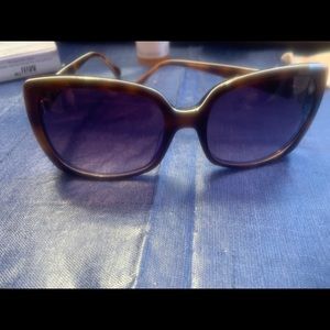 Lilly Pulitzer sunglasses